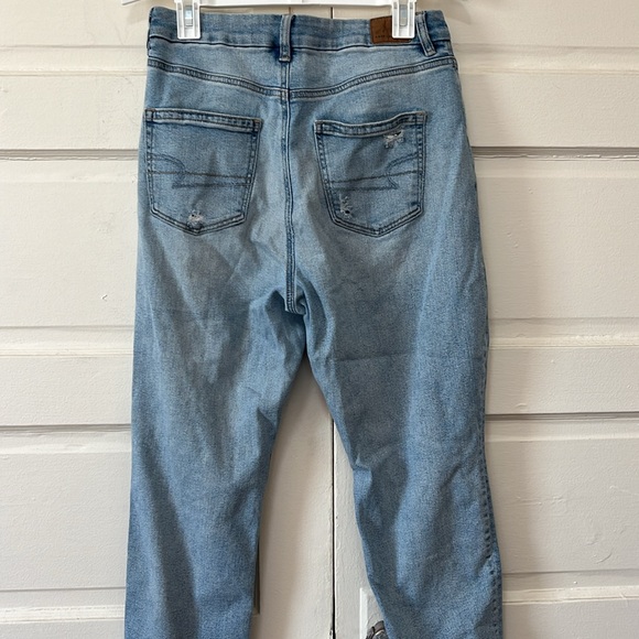 American Eagle High Waisted Mom Jeans - Distressed, Curvy - Picture 9 of 9